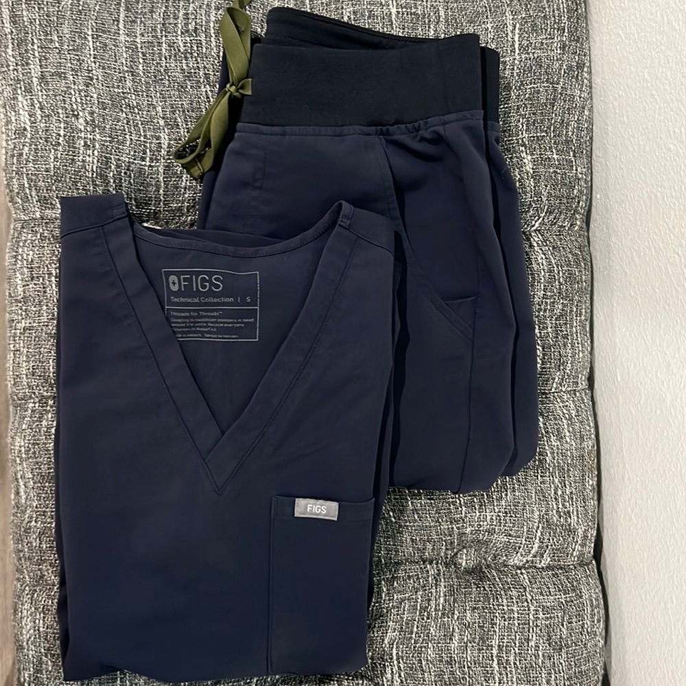 QUIET NAVY FIGS SET